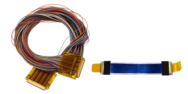 Coiled display harness and blue ribbon cable from Edge's Display Week photographs