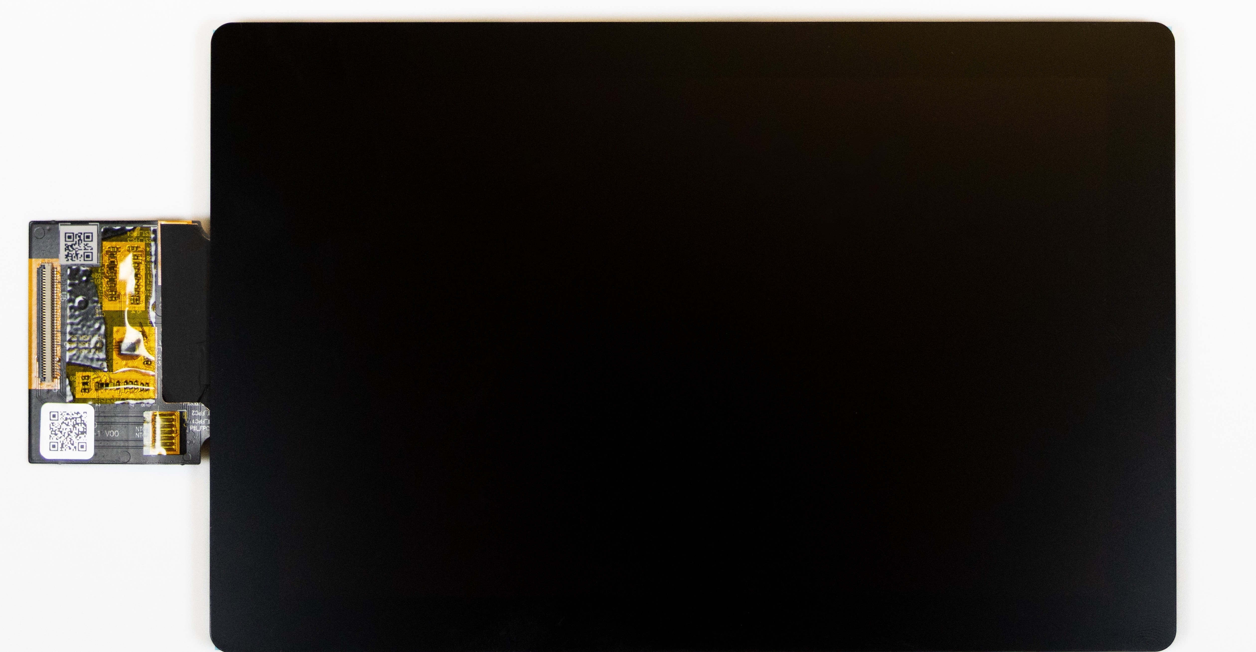 Lincoln LCD276 family photograph; configuration may vary
